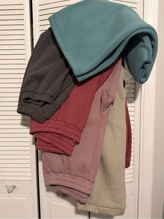 Comfrt Pants - Comfrt Minimalist collection Fleece joggers **Bundle of 4 pair and a freebie**